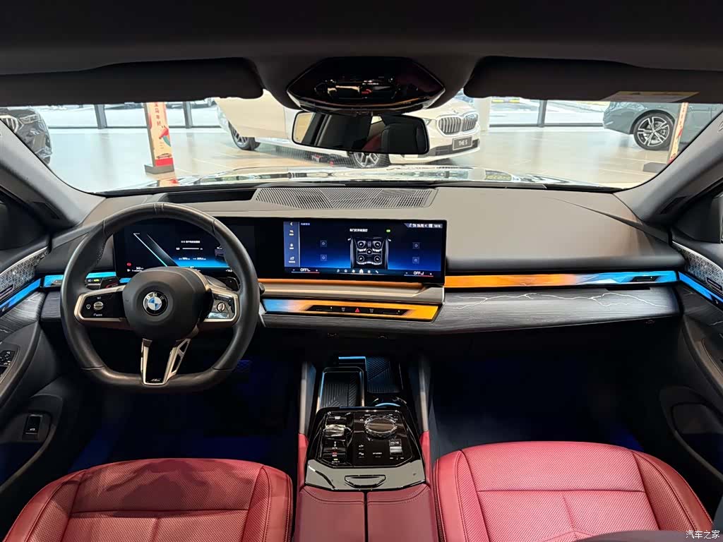 BMW 5 Series, 2025 все фото