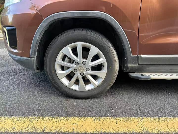 BAIC shen bao X35 2016 1.5L МКПП jing ying ban