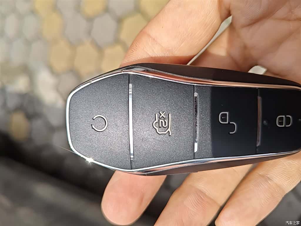 BYD Qin, 2022 9