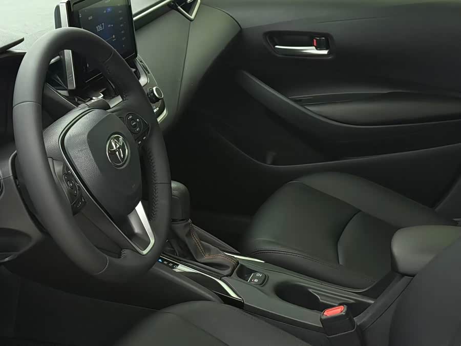 Toyota Corolla 2022, фото 11