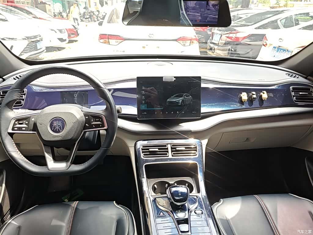 BYD Qin, 2022 10