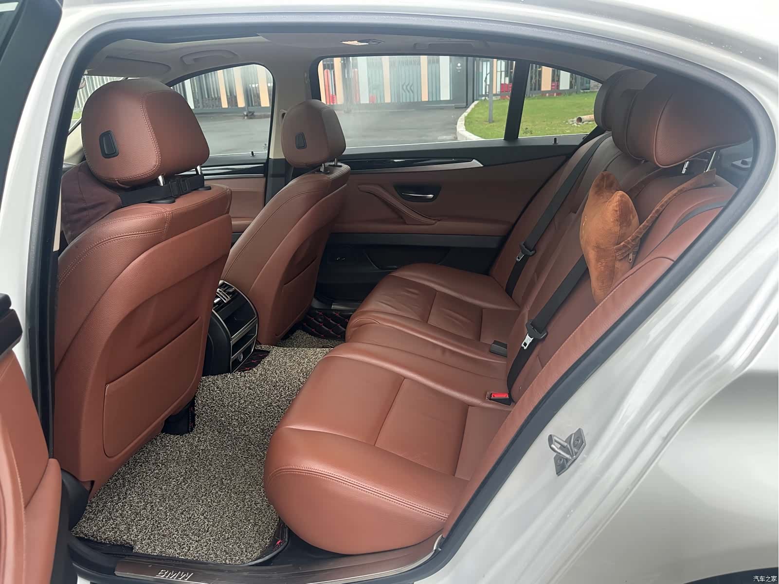 BMW 5 Series, 2017 13