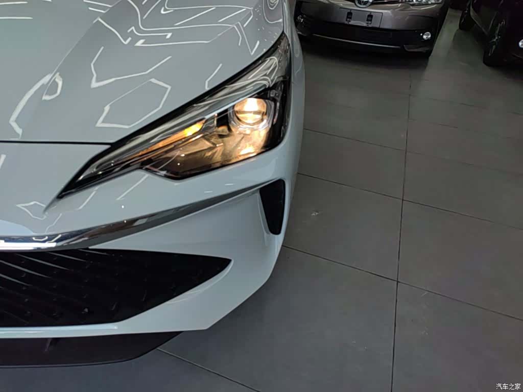 Roewe i5, 2025 24