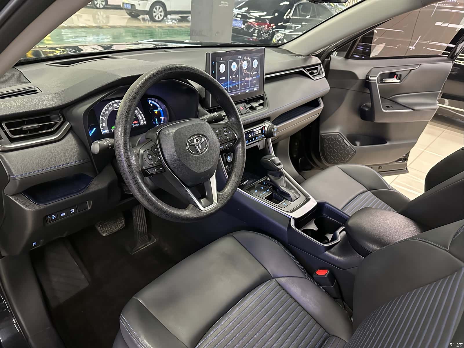 Toyota Wildlander, 2021 7