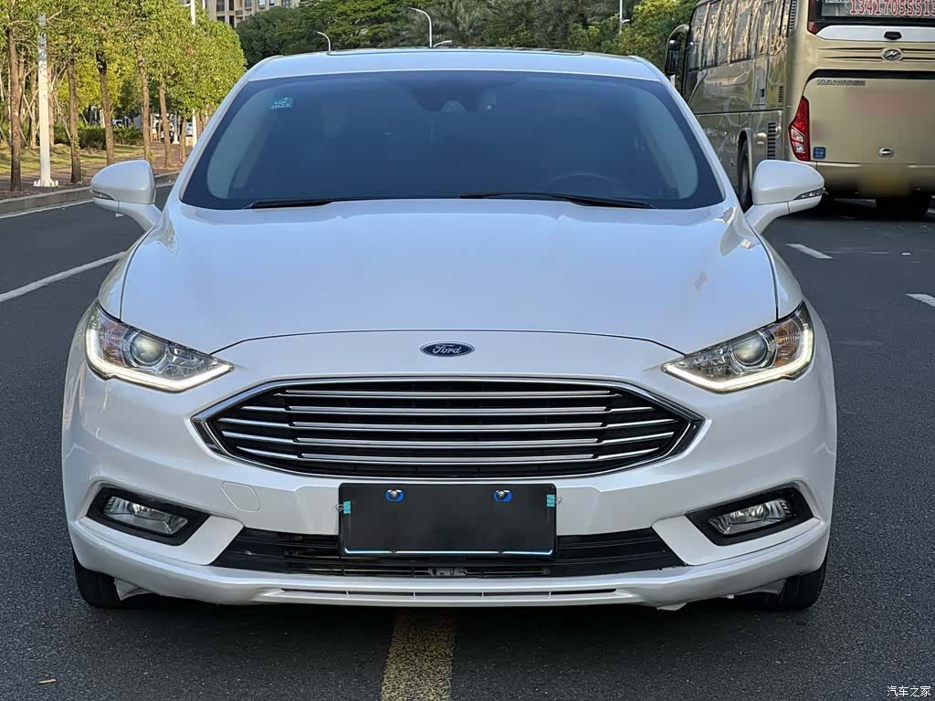 Ford Mondeo, 2017 3