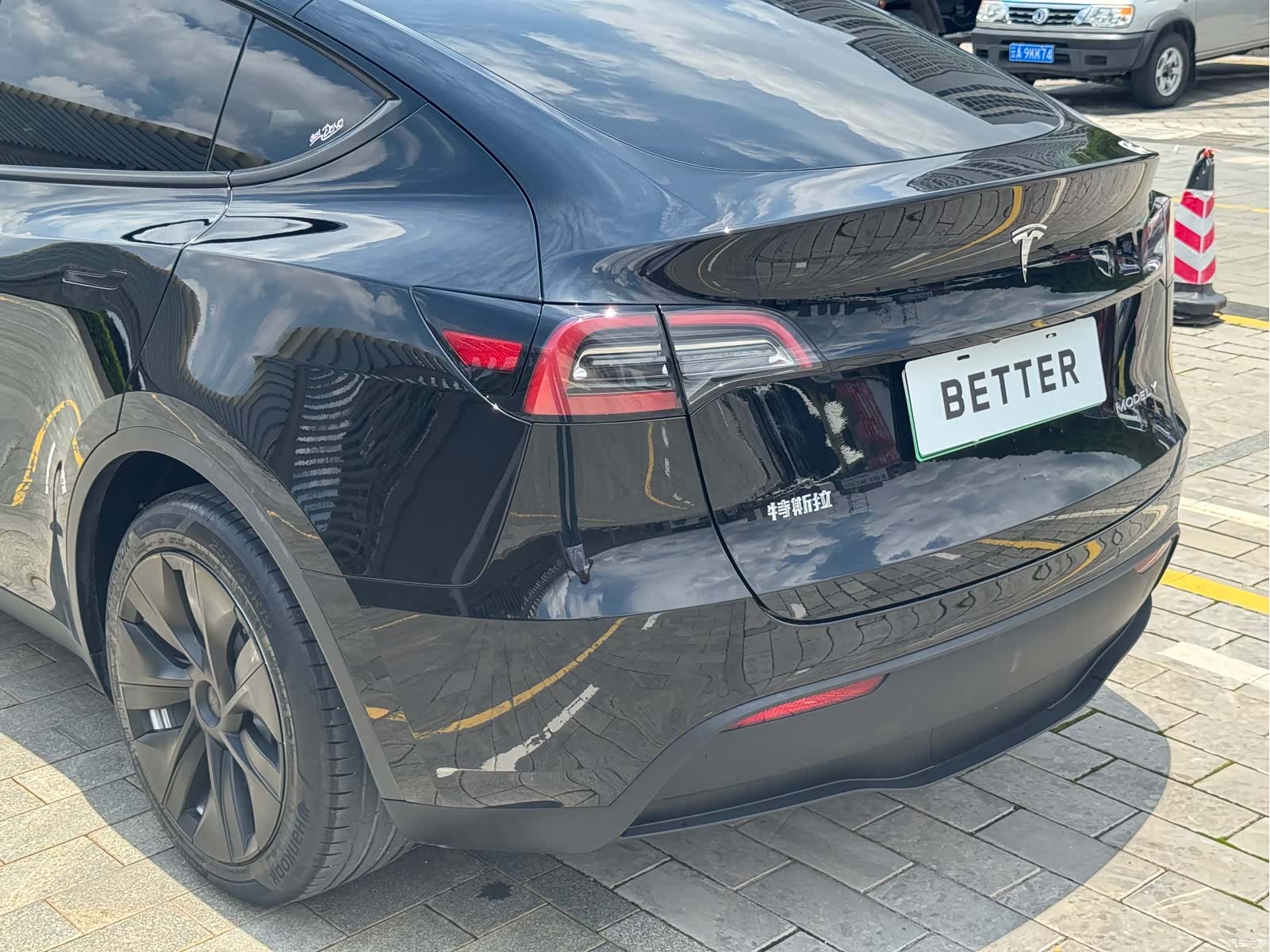 Tesla Model Y, 2021 11