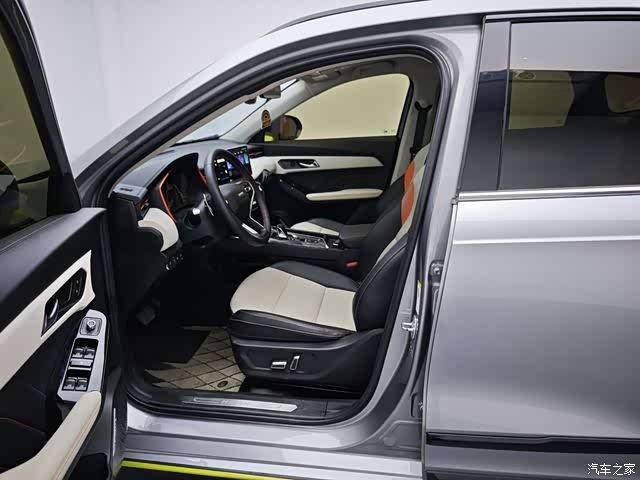 Haval Jolion, 2023 12