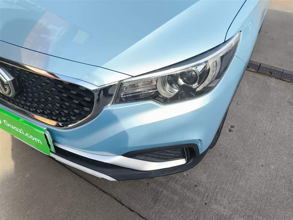 MG EZS pure electric