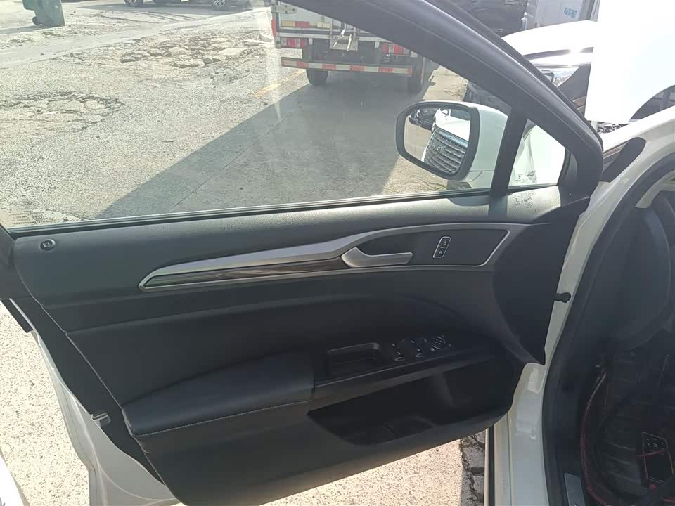 Ford Mondeo Ford Mondeo