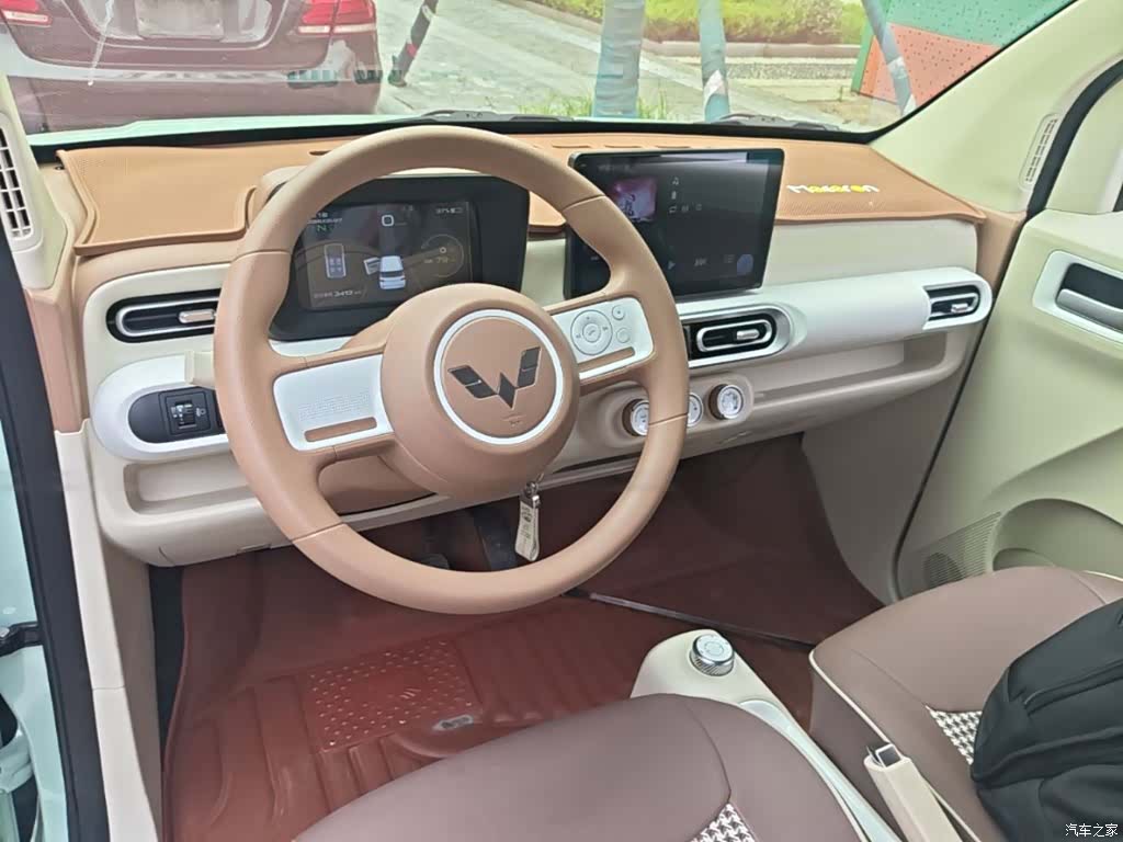 Wuling MINIEV, 2025 6