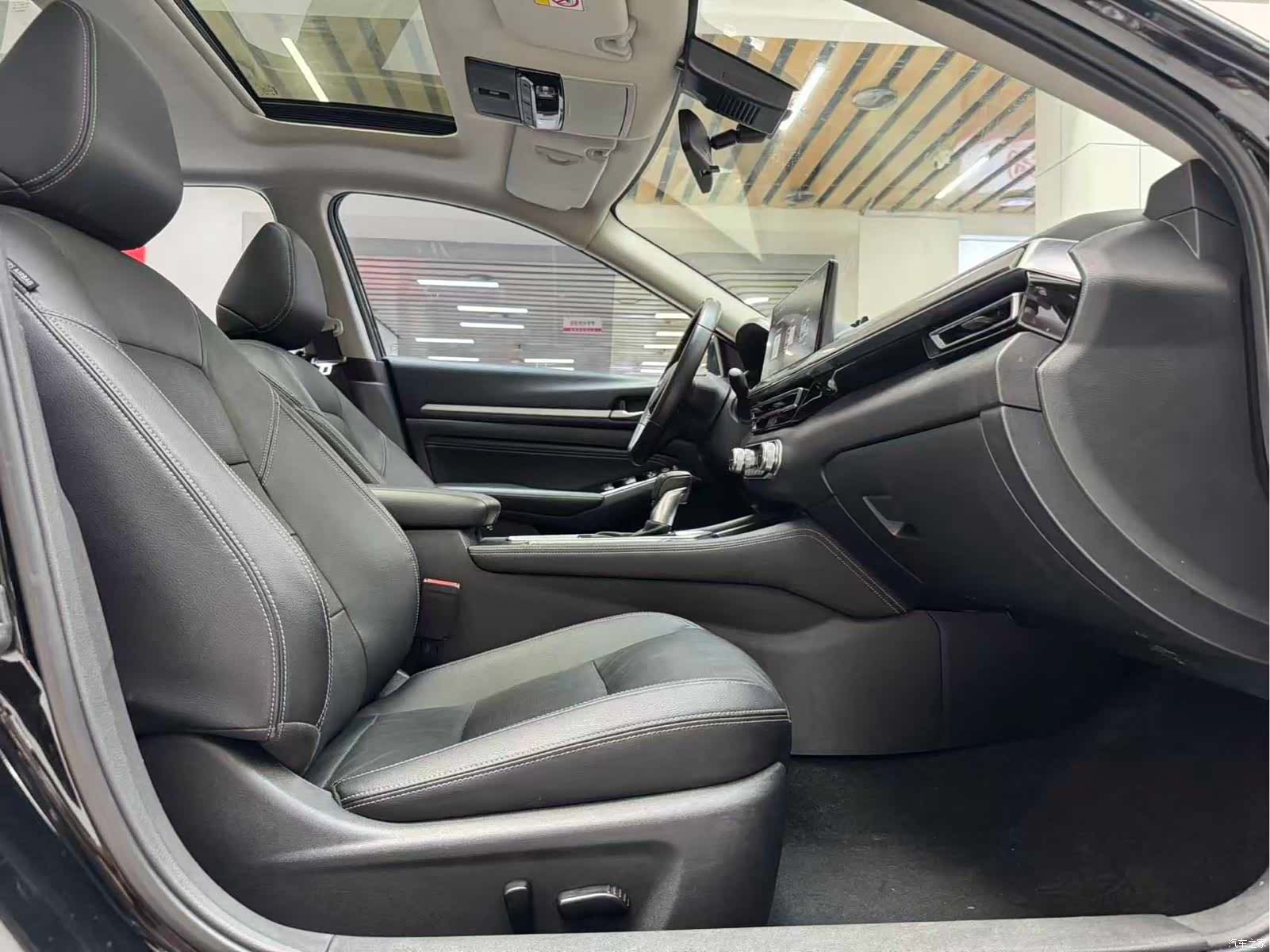 Nissan Teana, 2023 14