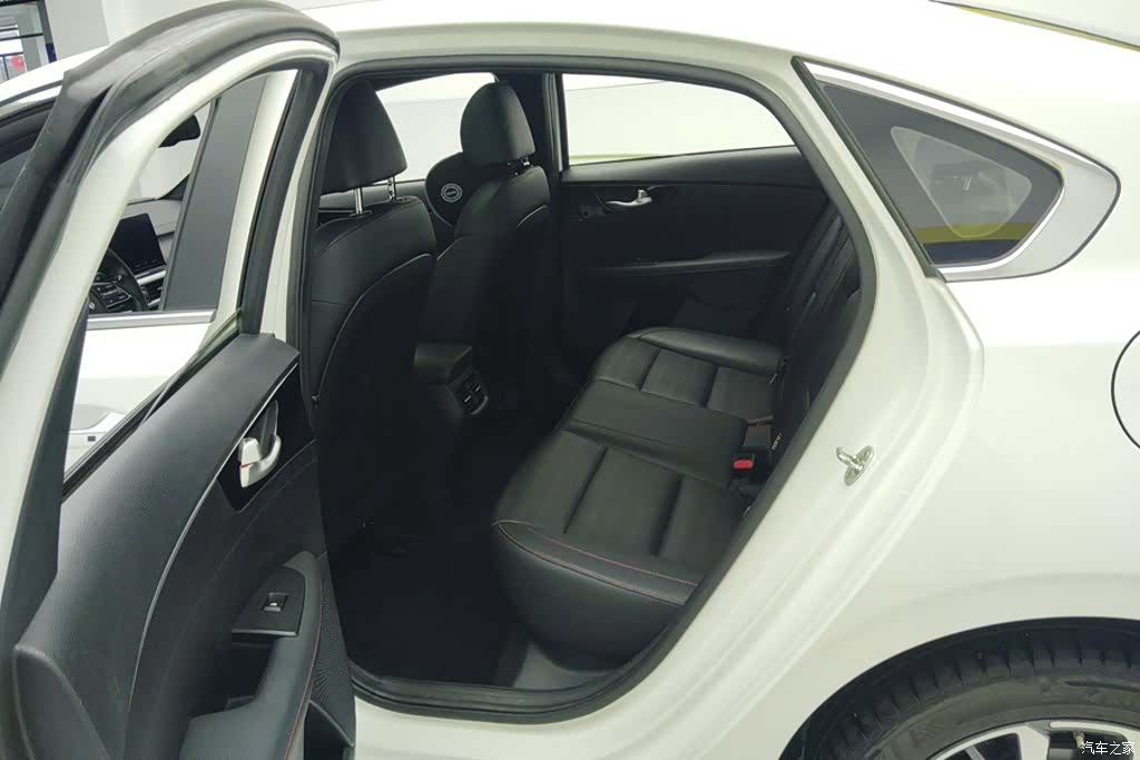 Kia K3, 2020 11