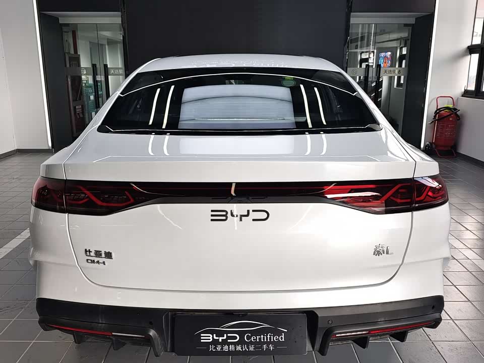 BYD Qin L BYD Qin L