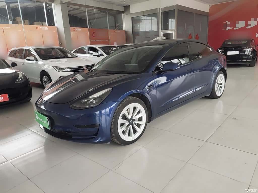Tesla Model 3, 2023 1