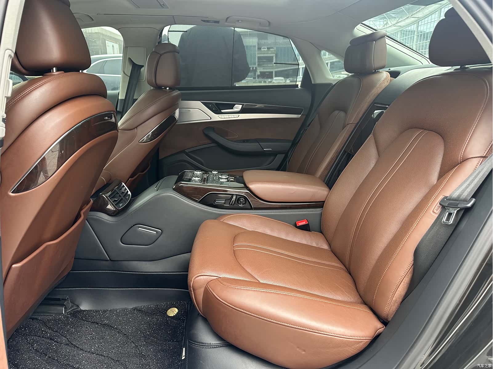 Audi A8L, 2014 25