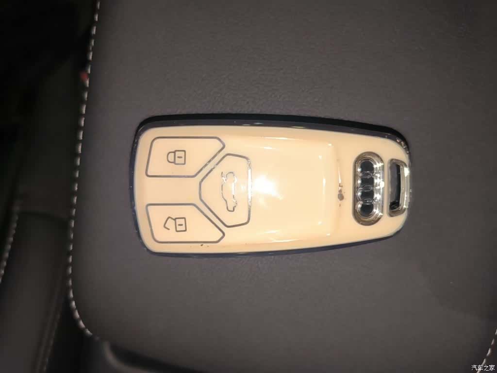Audi A4L, 2024 9