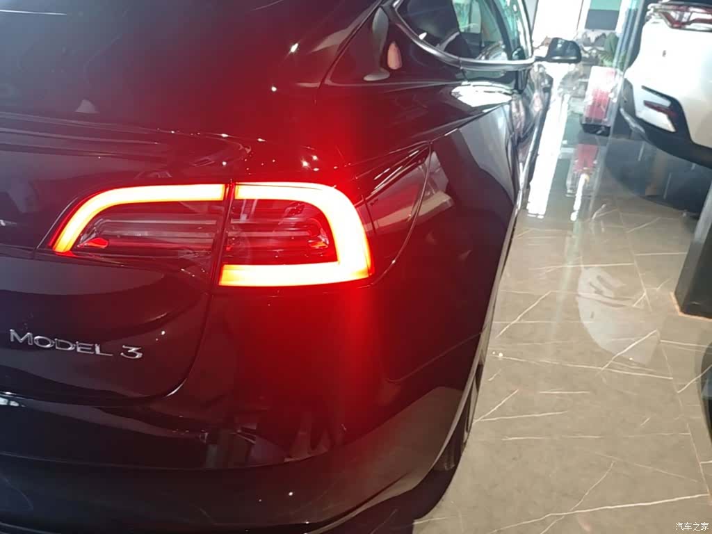 Tesla Model 3, 2023 8