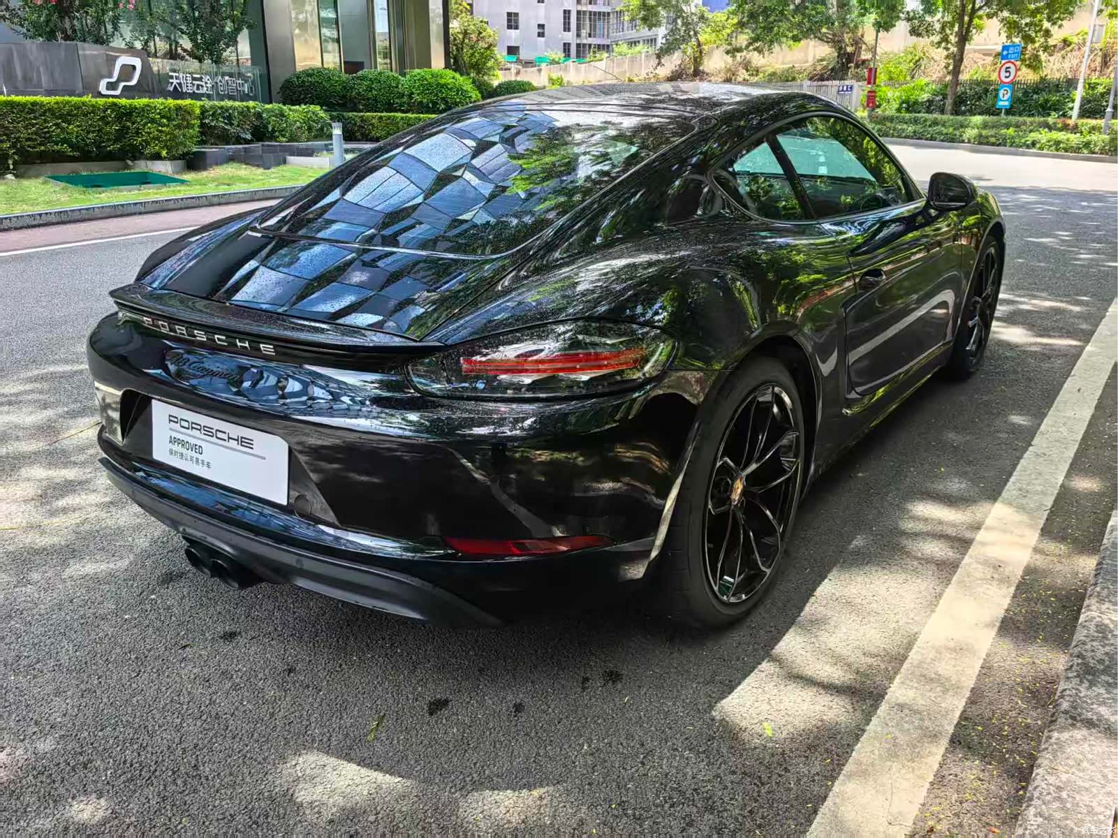 Porsche Cayman, 2024 12