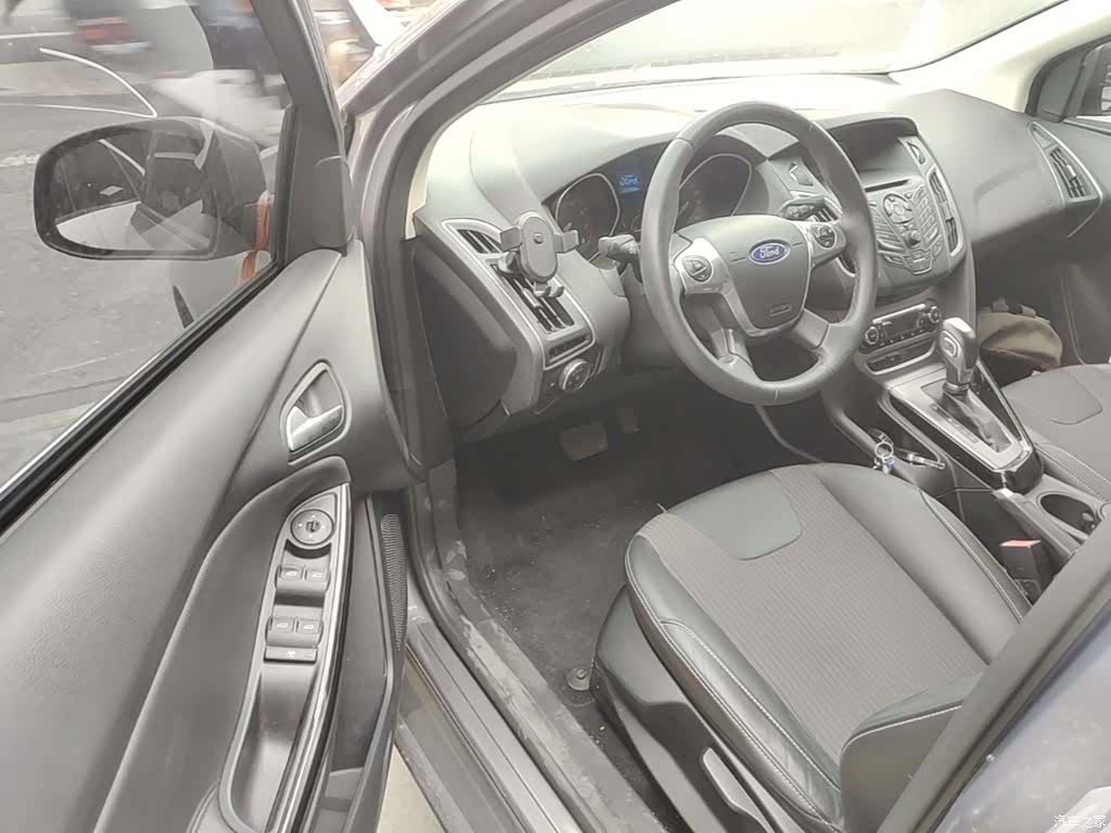 Ford Focus, 2015 16