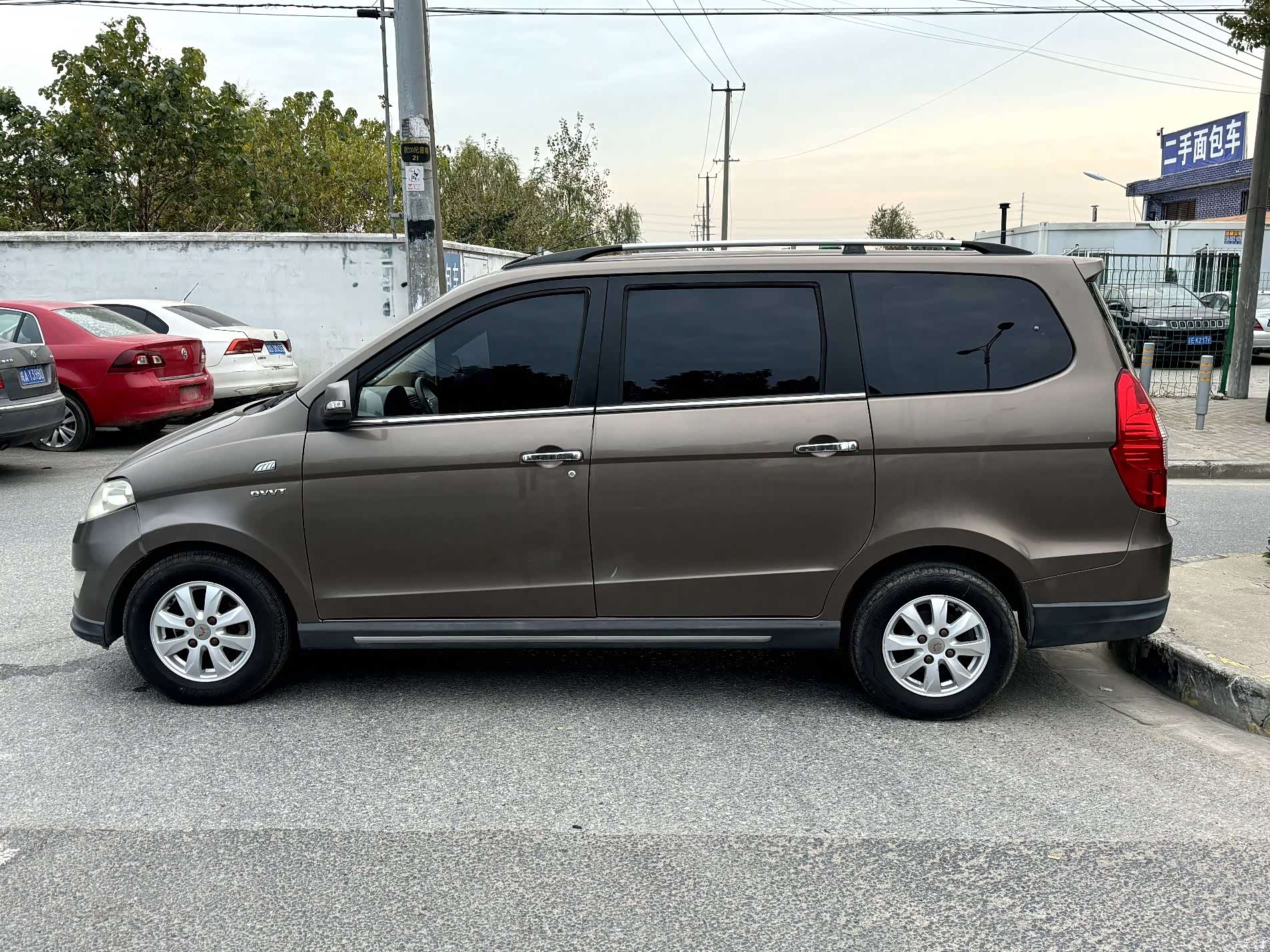 Wuling Hongguang, 2015 7