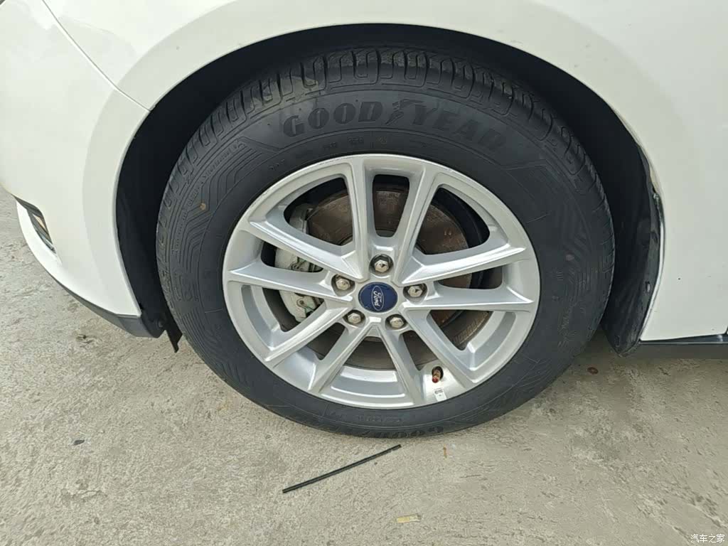 Ford Focus, 2019 25