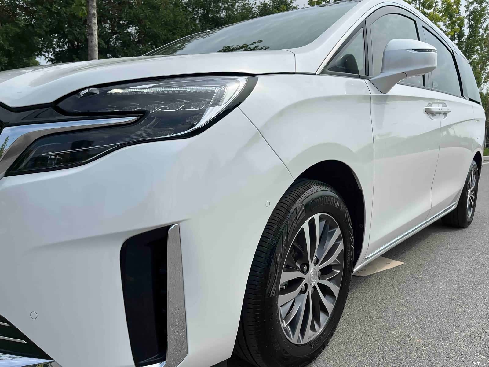Buick GL8, 2024 4