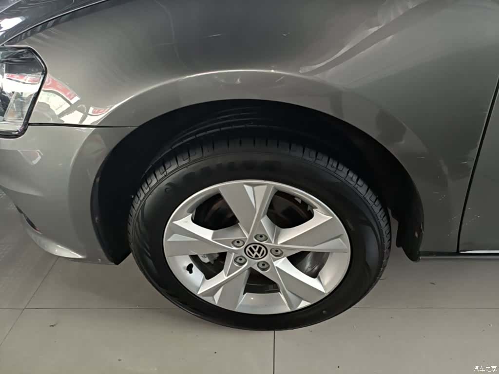 Volkswagen Bora, 2015 23