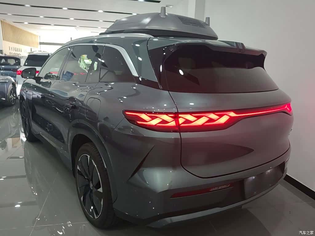 BYD Tang, 2025 все фото