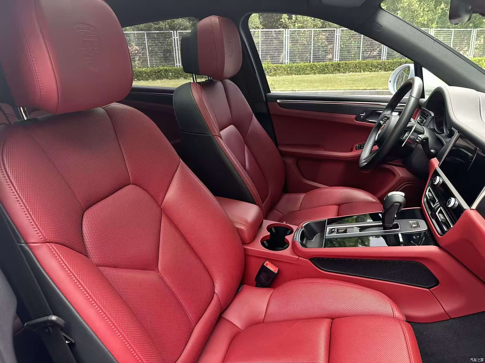 Porsche Macan, 2024 16