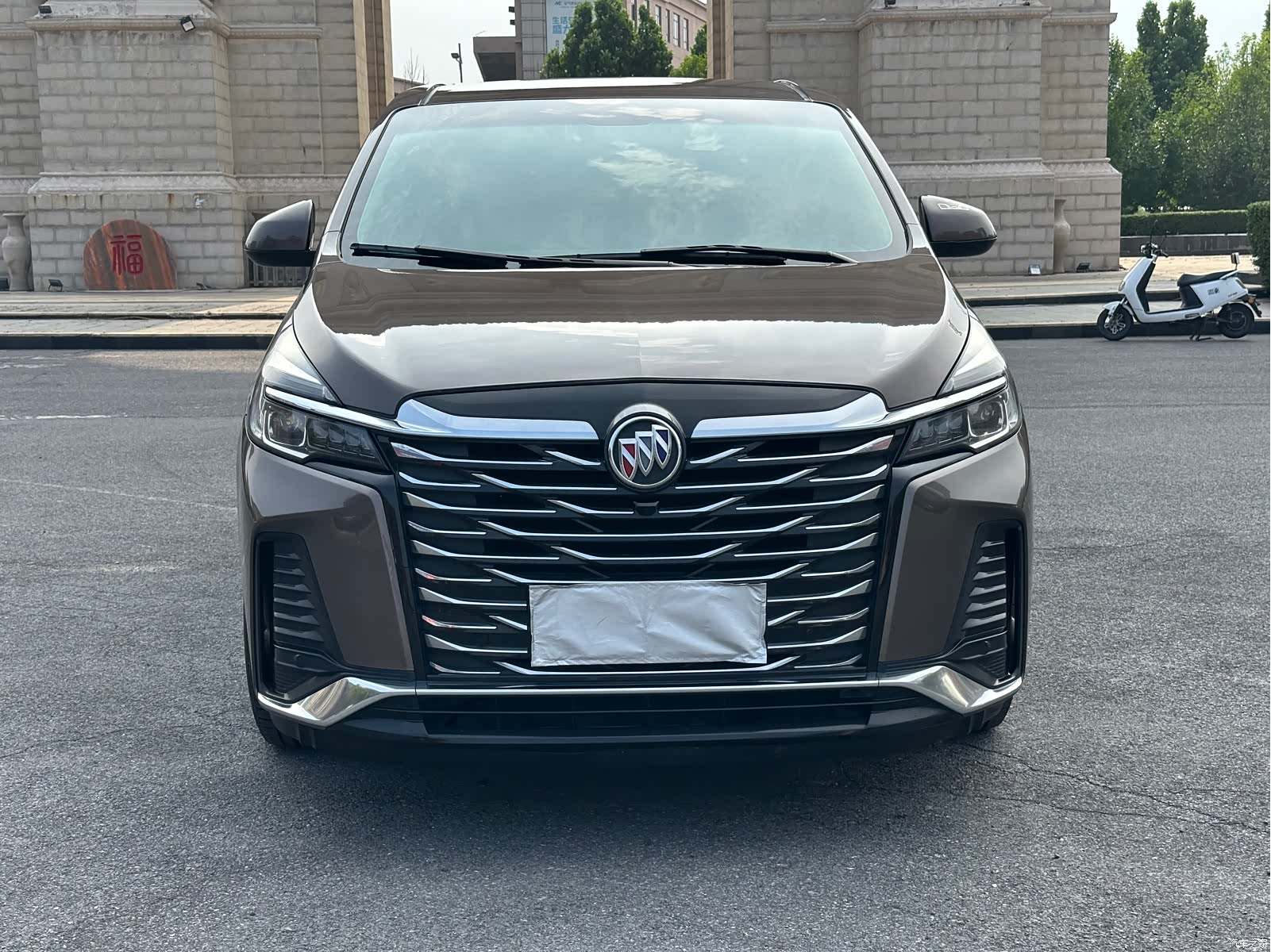 Buick GL8, 2023 2