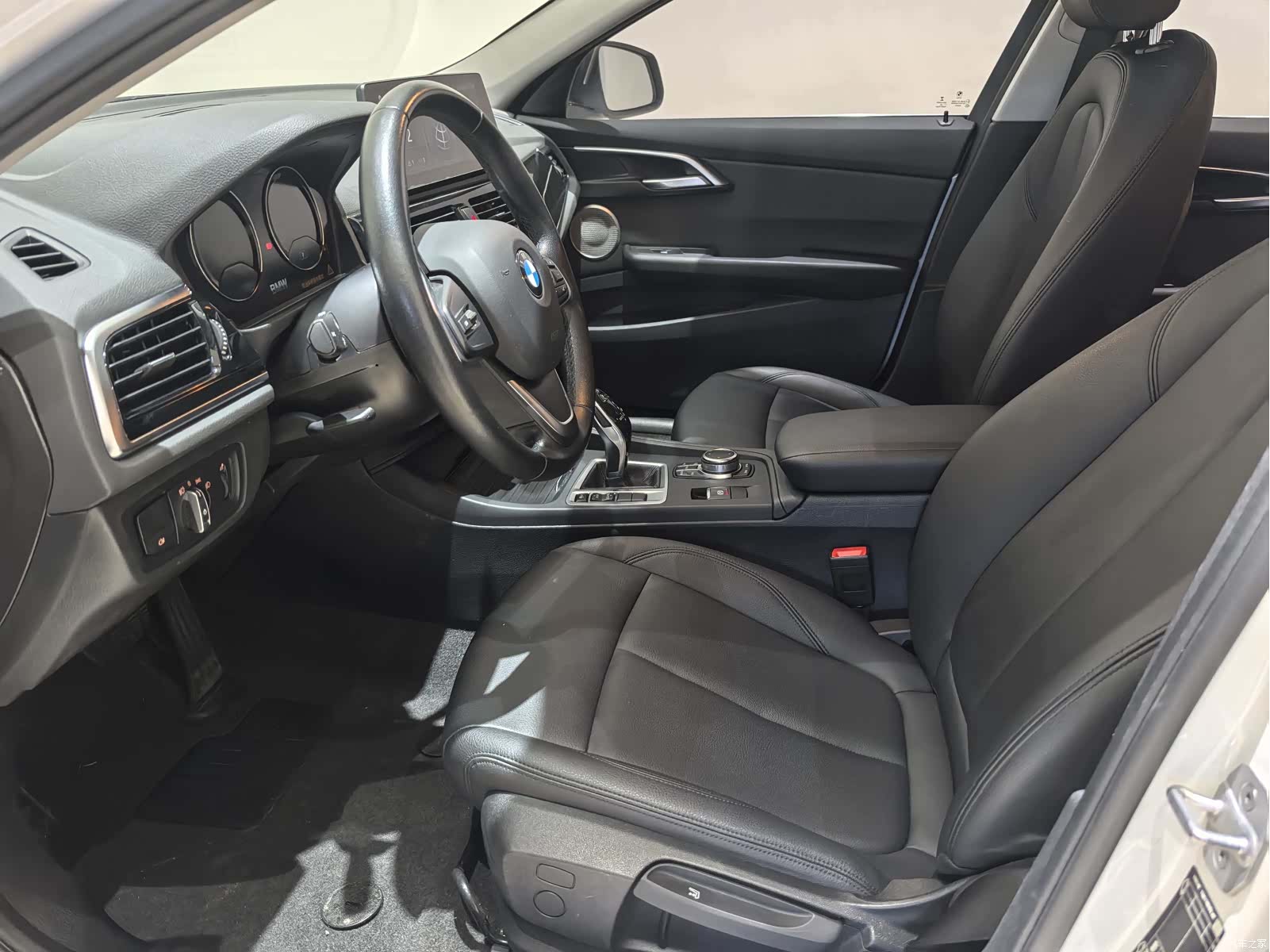 BMW 1 Series, 2023 3