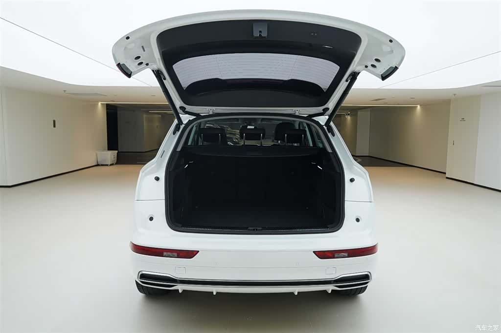 Audi Q5L, 2020 6