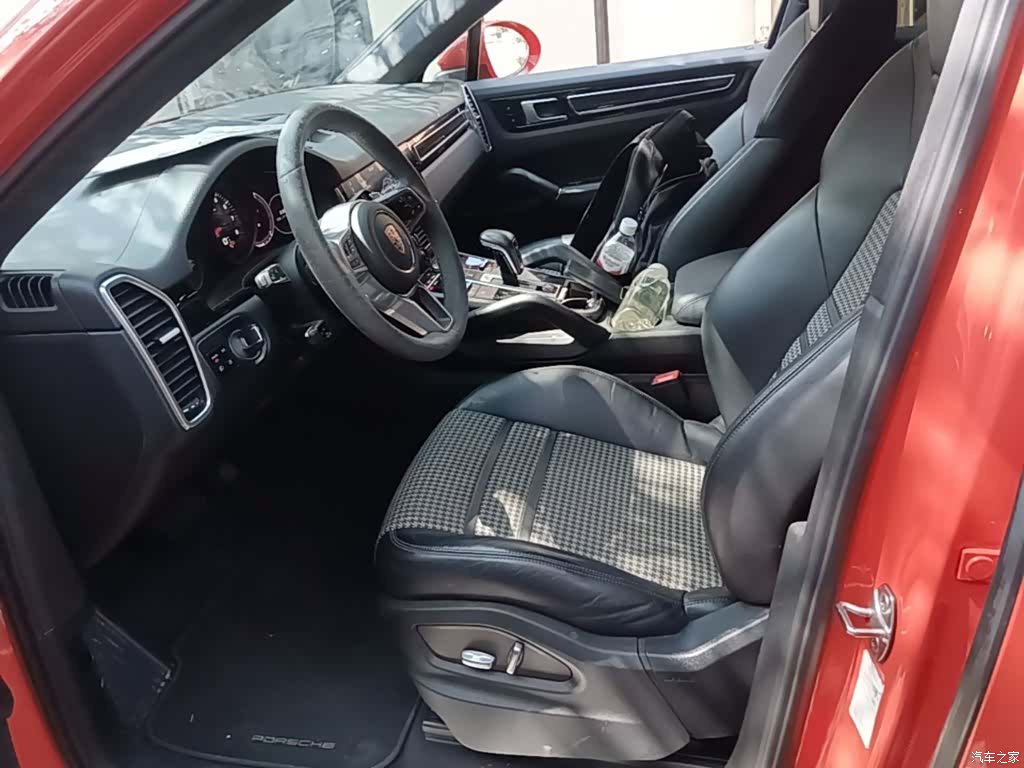 Porsche Cayenne, 2020 15