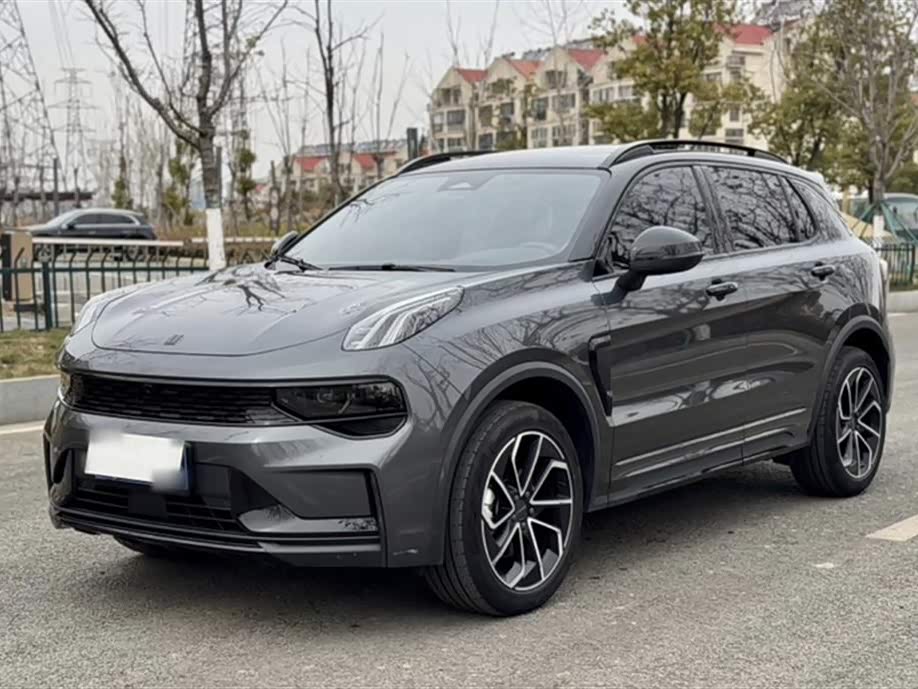 Lynk & Co 01