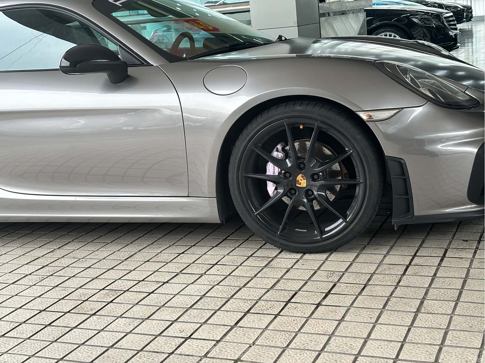 Porsche Cayman, 2015 4