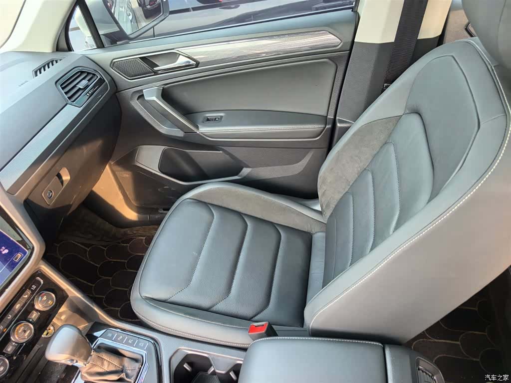 Volkswagen Tiguan L, 2021 11