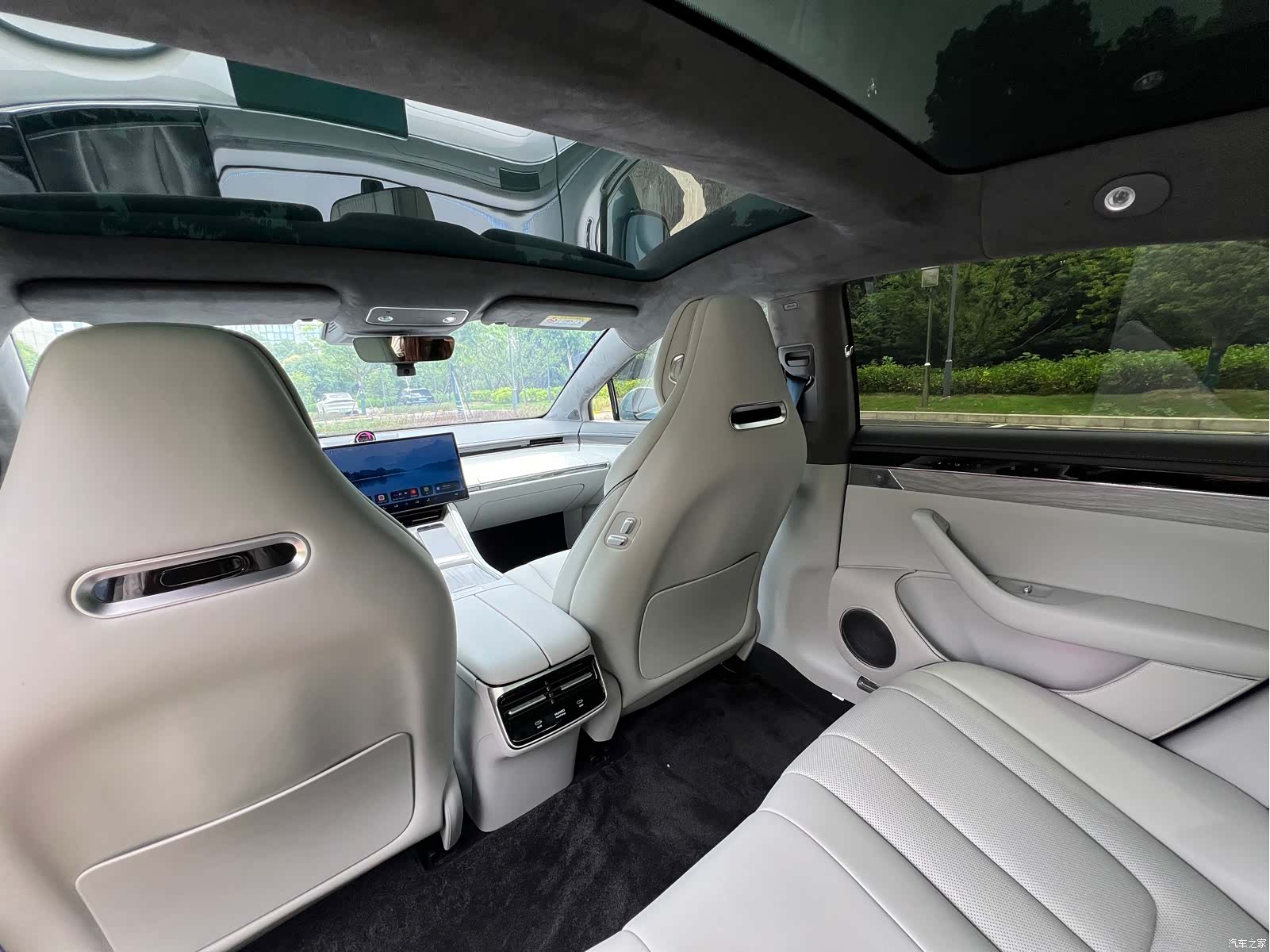 Luxeed S7, 2025 8