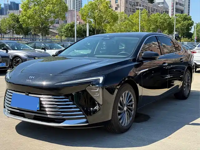 Buick LaCrosse 2025 — купить из Китая под заказ