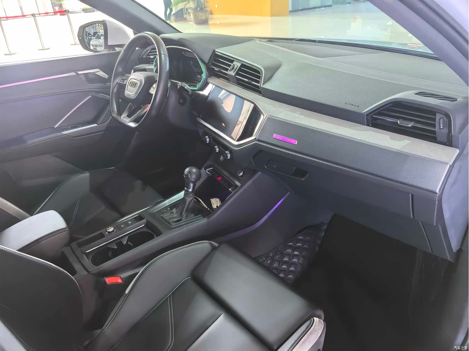 Audi Q3, 2024 15