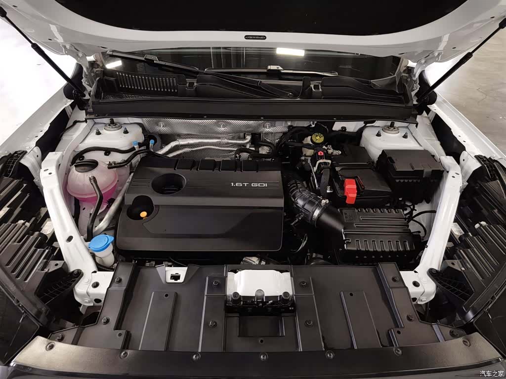 Chery Tiggo 8 Plus, 2026 6
