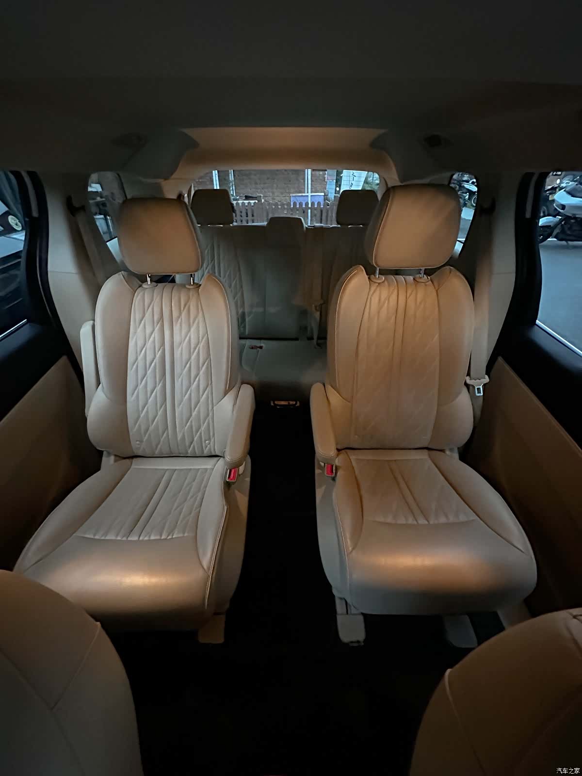 Buick GL8, 2023 7
