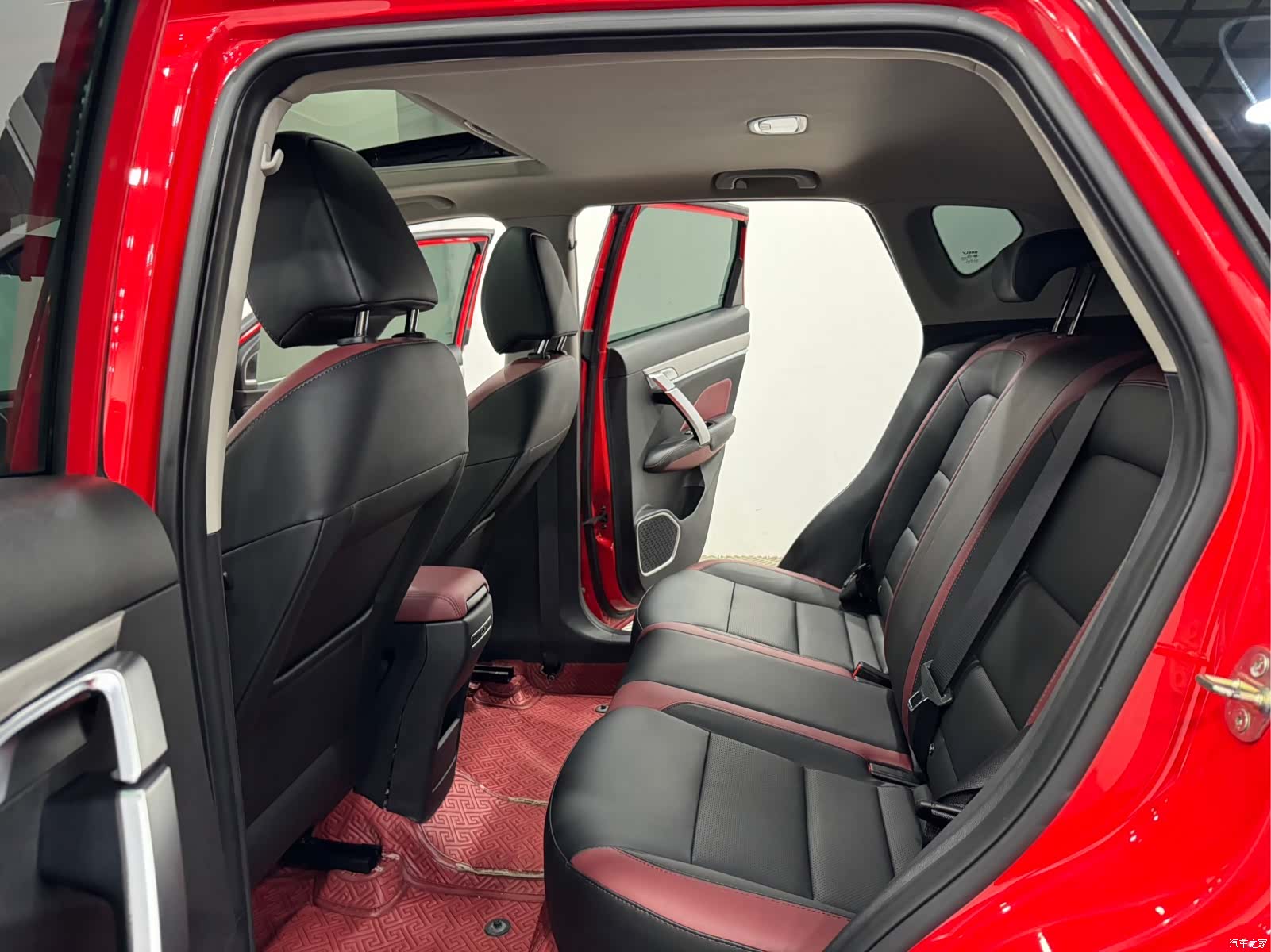 Geely Coolray, 2022 6