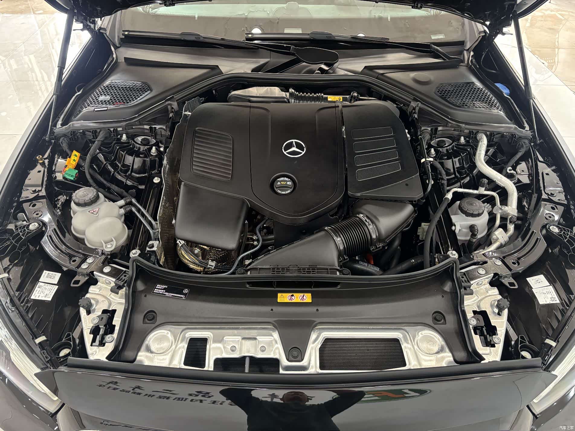 Mercedes-Benz E-Class, 2025 31