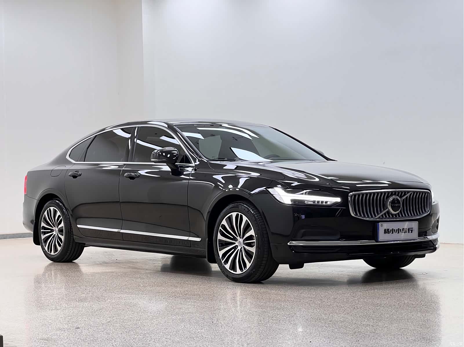 Volvo S90, 2024 3