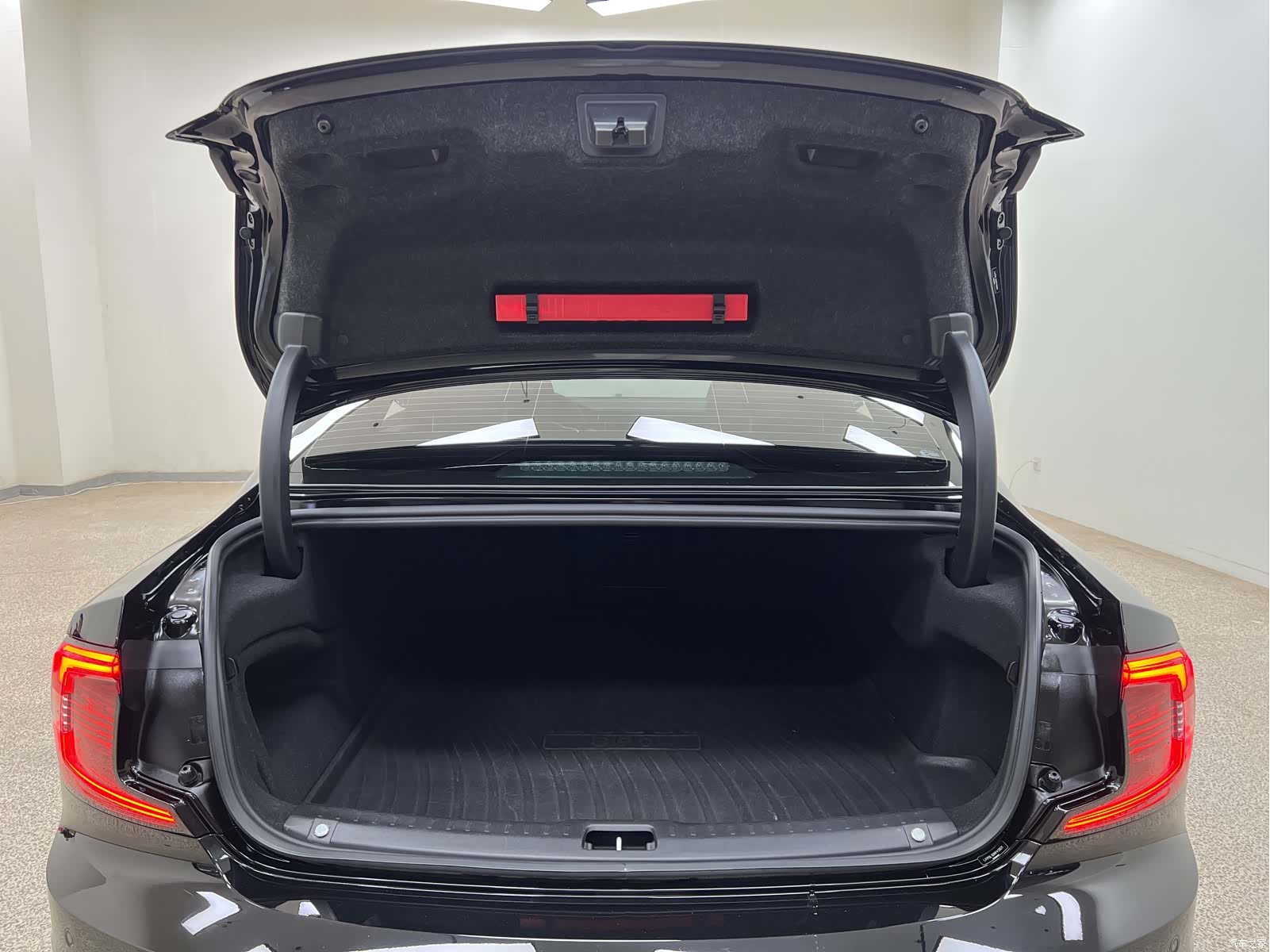 Volvo S90, 2024 34