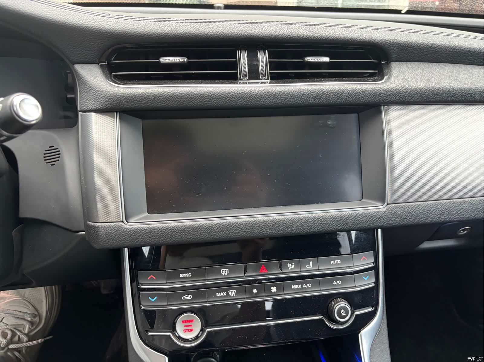 Land Rover P200, 2020 17