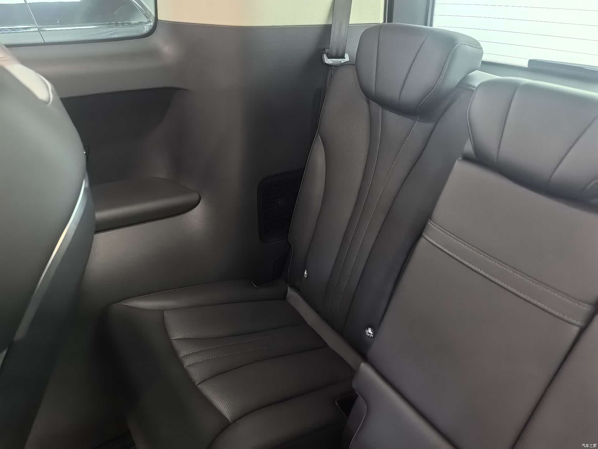 Hongqi HQ9, 2024 13