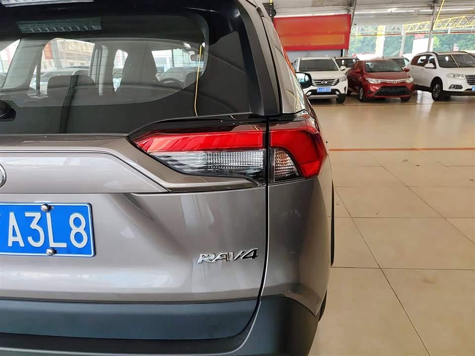 Toyota RAV4 Rongfang