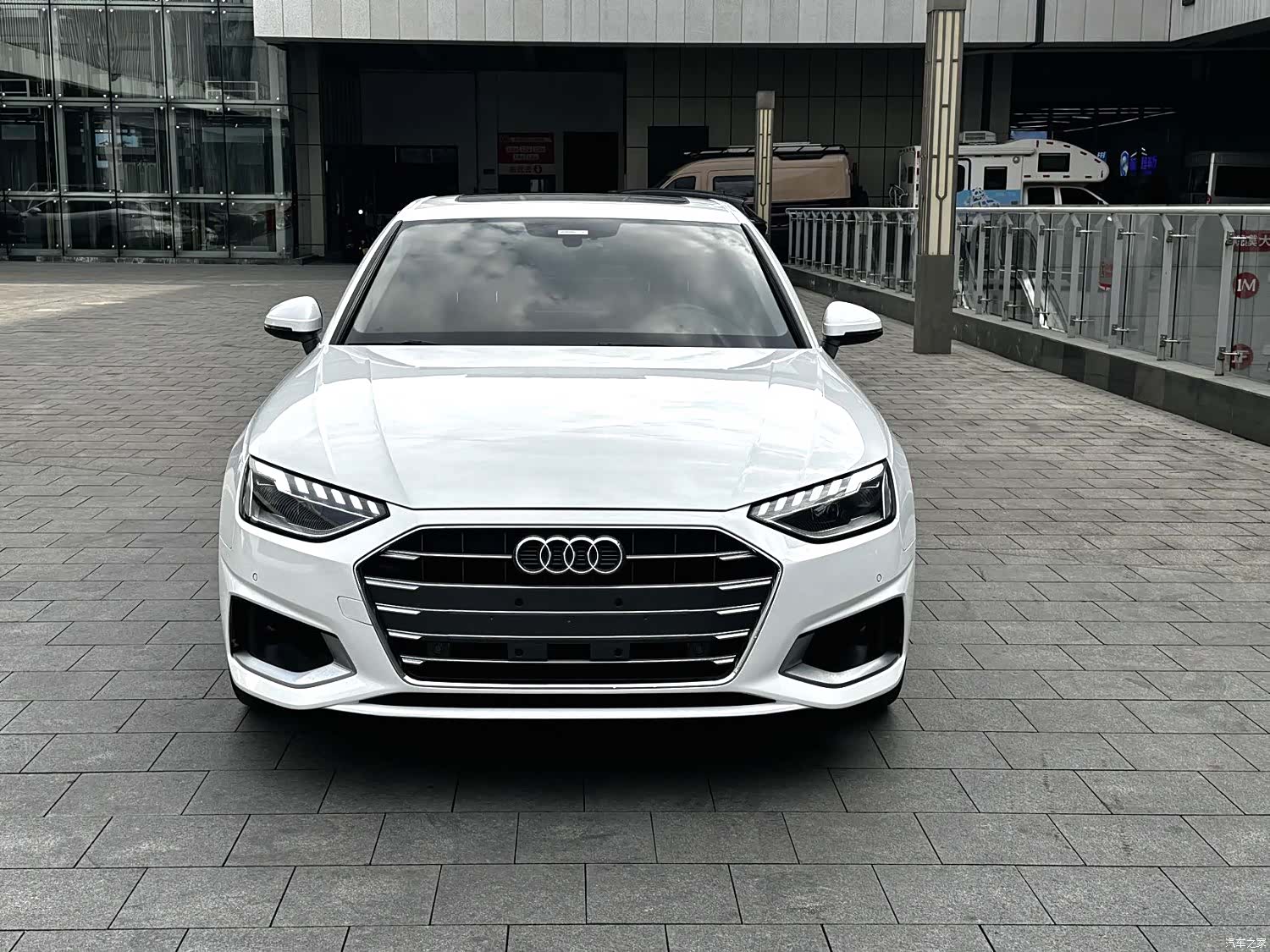 Audi A4L, 2020 3