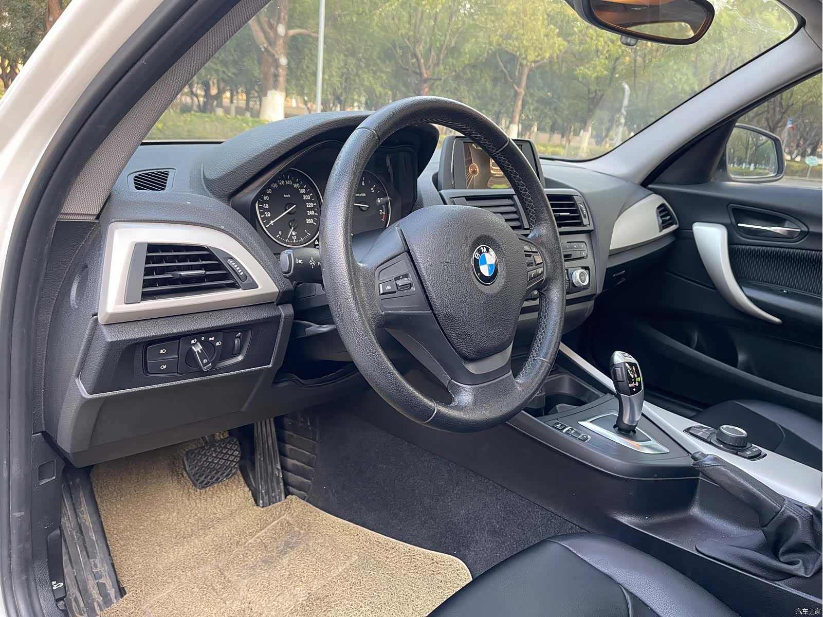 BMW 1 Series, 2015 10